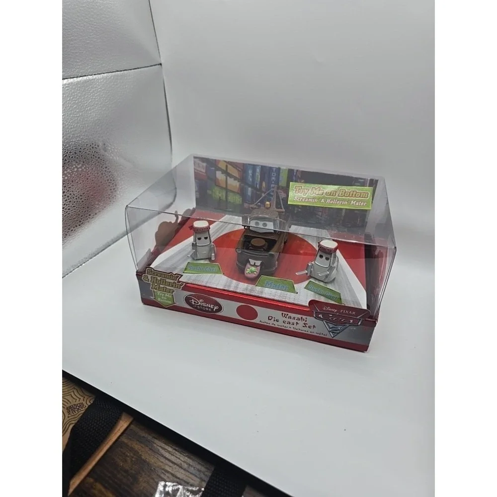 Pixar Cars 2 Disney Store Wasabi Die-Cast Set Screamin' Hollerin' Mater New Box